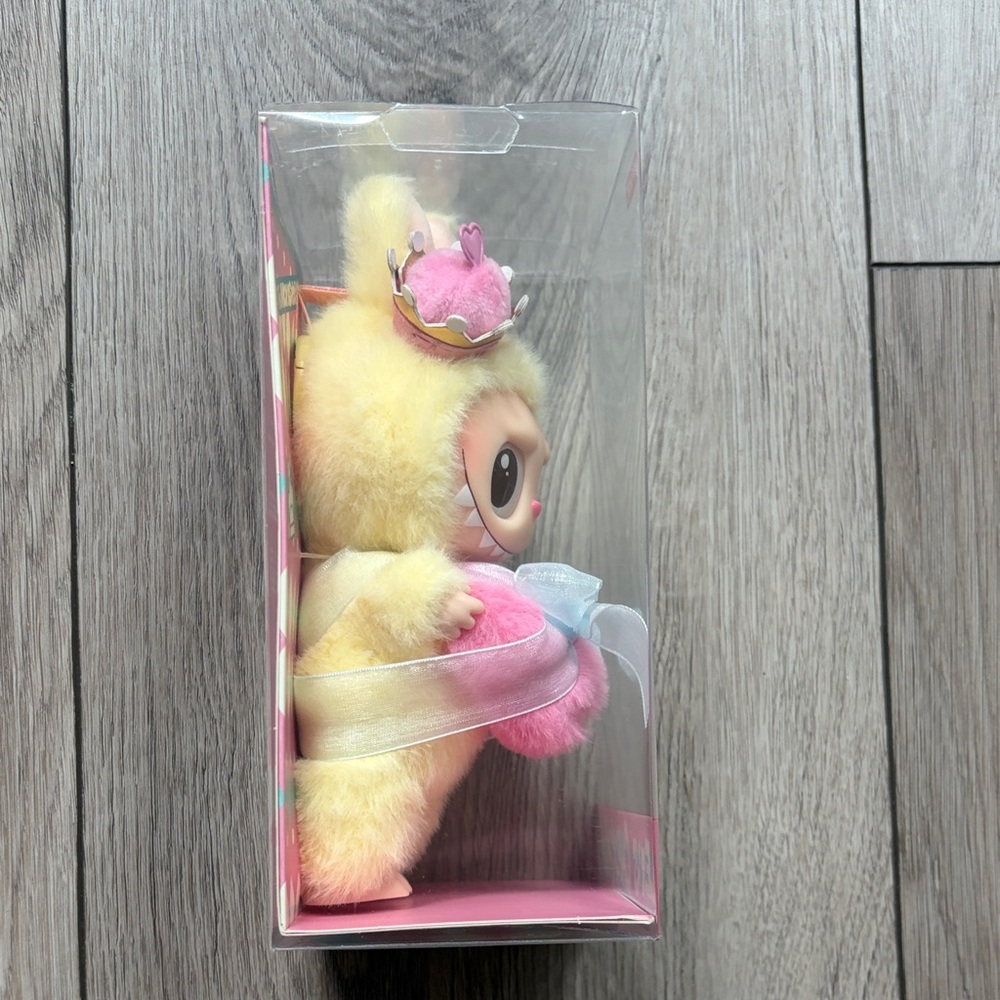POP MART Let's Checkmate Labubu - Picture 2 of 5